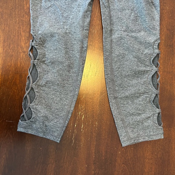 Lululemon Athletica Gray Tied to It Tights Leggings - Picture 5 of 5